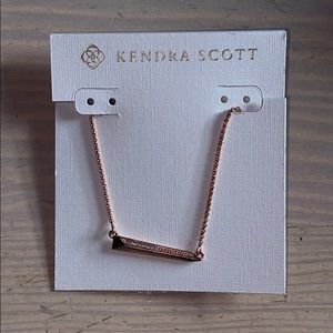 Kendra Scott Elliot Necklace